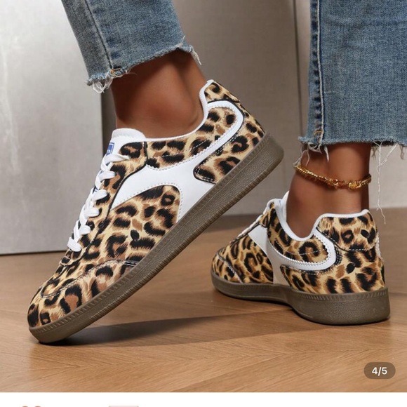LEOPARD NATION LACE UP SNEAKERS! New! 10 - Picture 3 of 4
